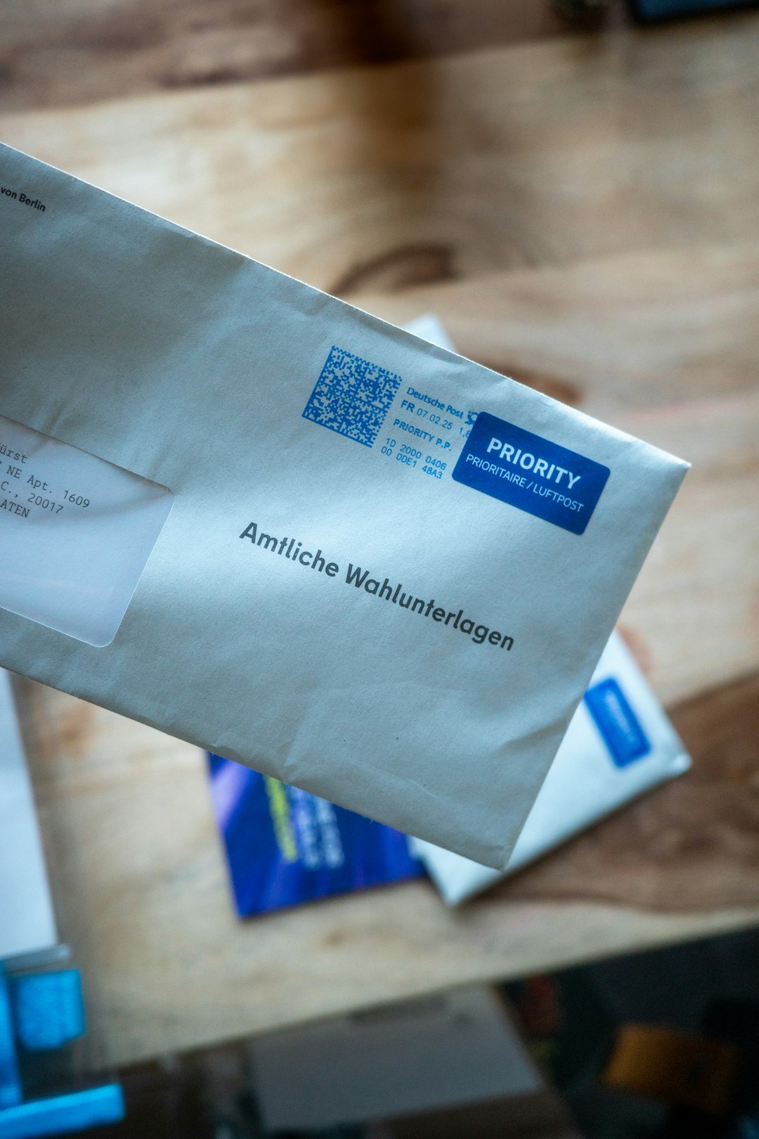 services-01 Amtliche Wahlunterlagen / german election